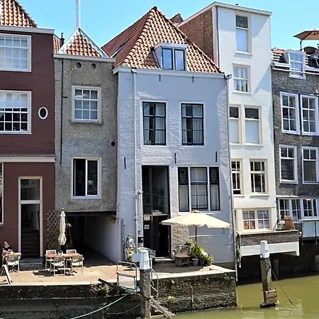 Rijksmonument Appelsteiger 3* Dordrecht