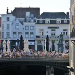Rijksmonument Appelsteiger 3* 多德雷赫特